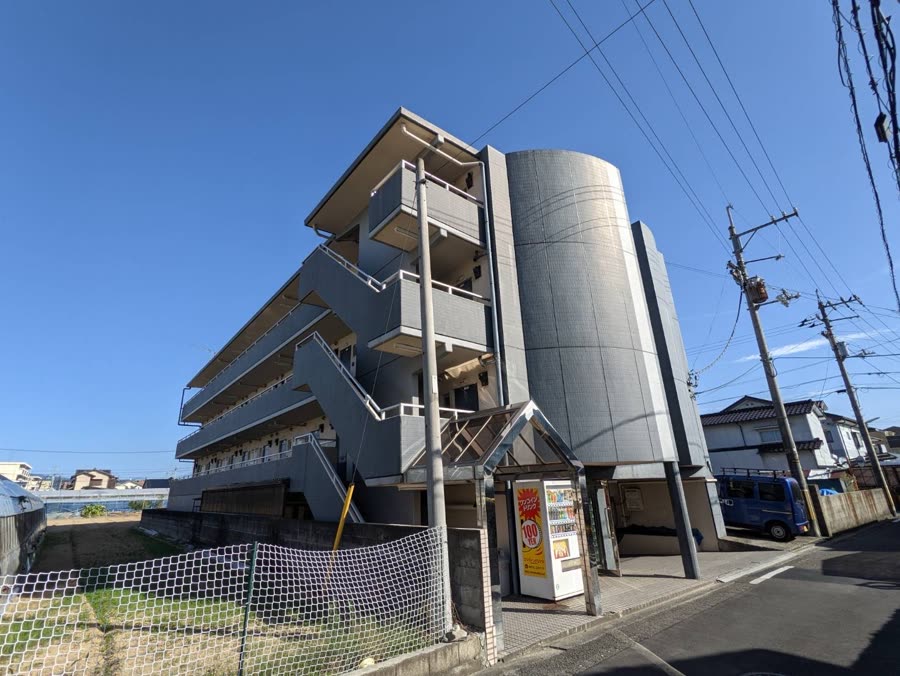 ルミウス南斎院の外観